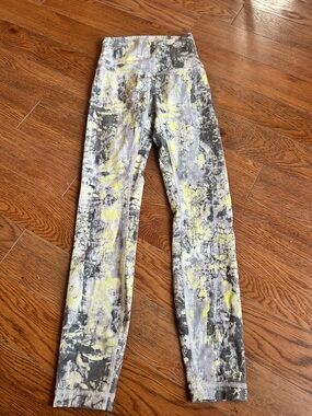 Lululemon leggings size 2